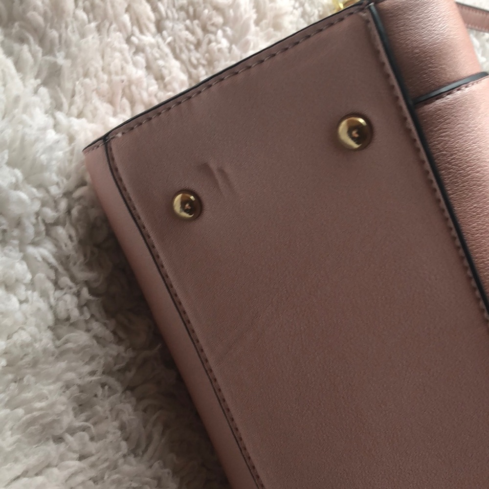 Never Used Pink Purse - Picture 4 of 6